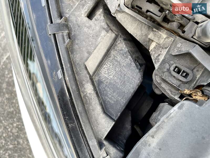 Седан Audi A4 2019 в Киеве