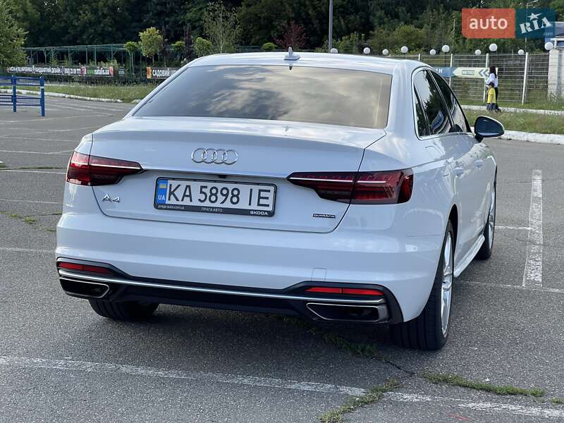 Седан Audi A4 2019 в Киеве