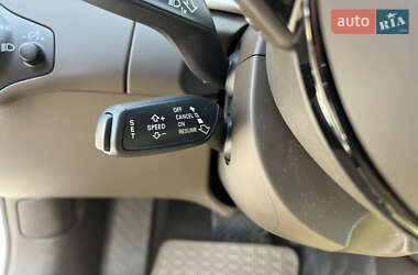 Седан Audi A4 2015 в 