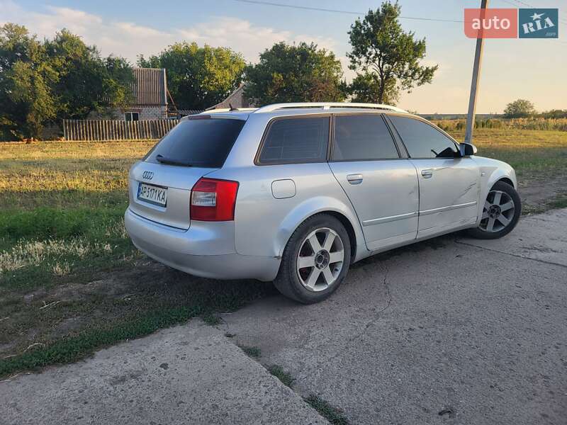 Универсал Audi A4 2004 в Томаковке фото 7 Универсал Audi A4 2004 в Томаковке