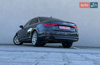 Седан Audi A4 2018 в 