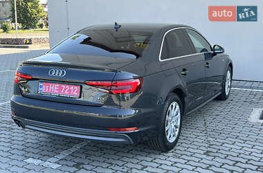 Седан Audi A4 2018 в 