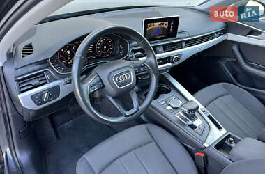 Седан Audi A4 2018 в 