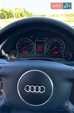Седан Audi A4 2002 в 