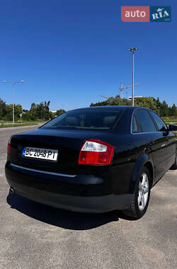 Седан Audi A4 2002 в 