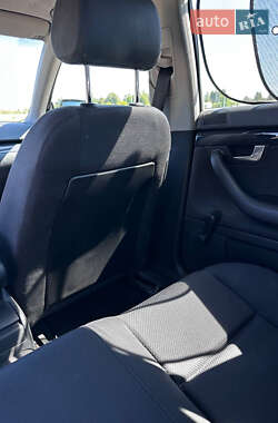 Седан Audi A4 2002 в 