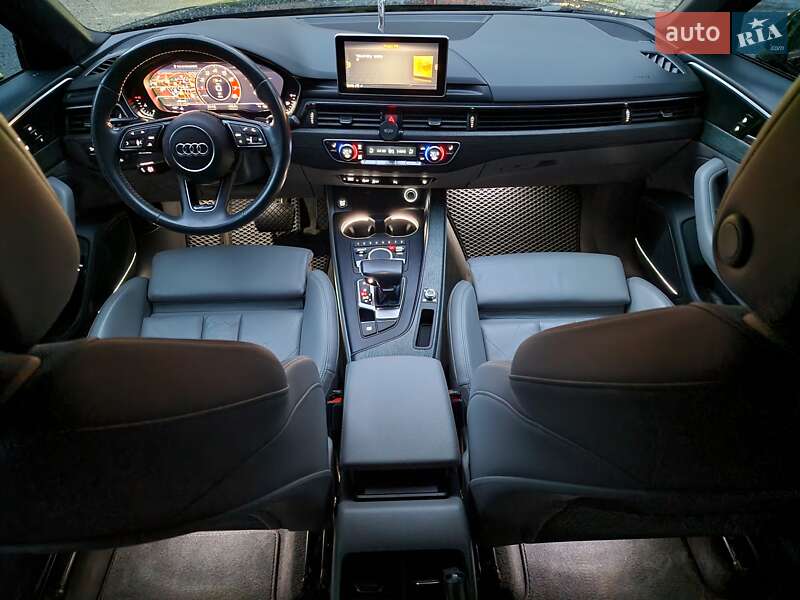 Седан Audi A4 2017 в Стрые