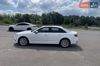 Седан Audi A4 2018 в 