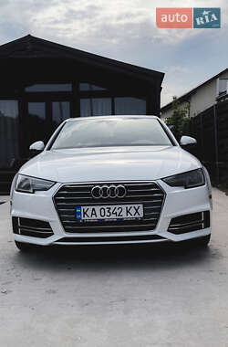 Седан Audi A4 2016 в 