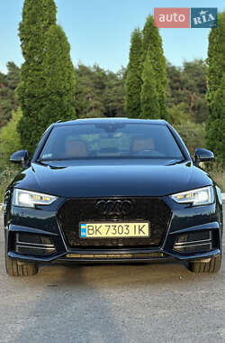 Седан Audi A4 2016 в 