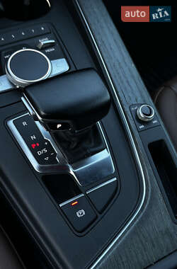 Седан Audi A4 2016 в 
