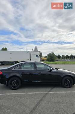Седан Audi A4 2012 в 
