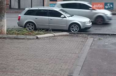 Универсал Audi A4 2004 в 