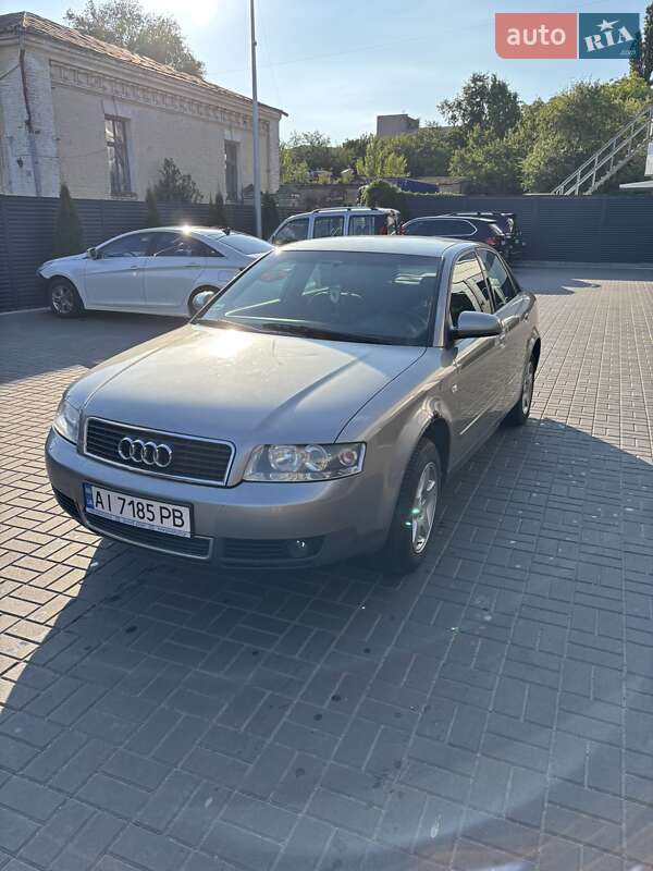 Седан Audi A4 2002 в Черкассах