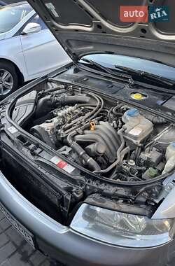 Седан Audi A4 2002 в 