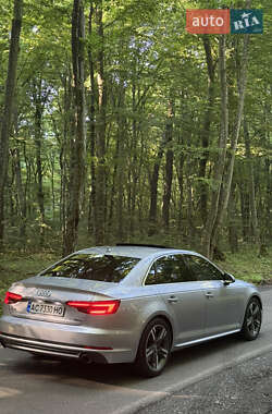 Седан Audi A4 2016 в 