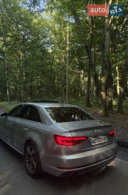 Седан Audi A4 2016 в 