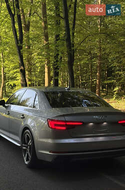 Седан Audi A4 2016 в 