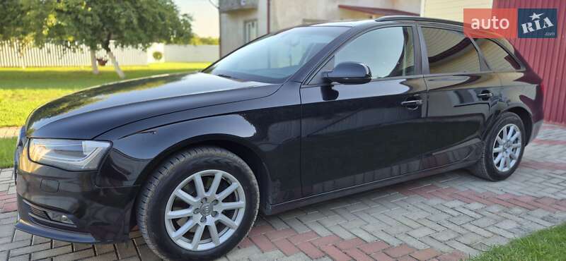 Универсал Audi A4 2013 в Снятине