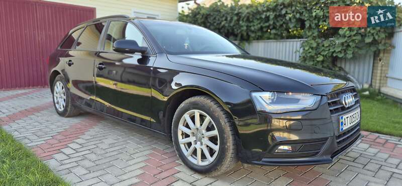 Универсал Audi A4 2013 в Снятине