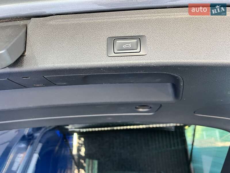 Универсал Audi A4 2016 в Каменке-Бугской