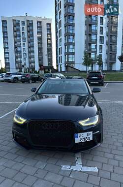 Седан Audi A4 2012 в 