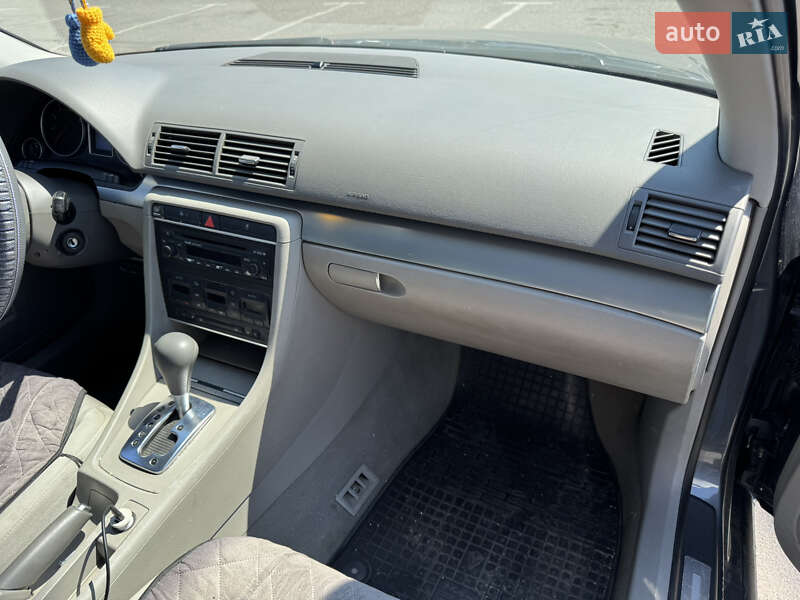 Седан Audi A4 2005 в Одессе