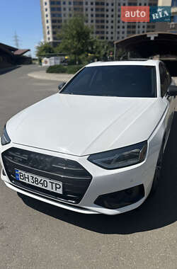 Седан Audi A4 2021 в Одессе