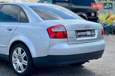 Седан Audi A4 2001 в 