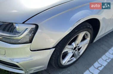 Седан Audi A4 2013 в Львове