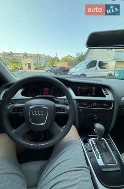 Седан Audi A4 2009 в 