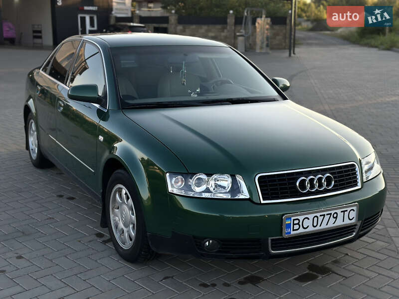 Седан Audi A4 2001 в Львове