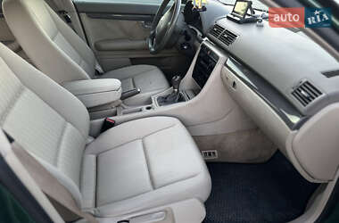 Седан Audi A4 2001 в 