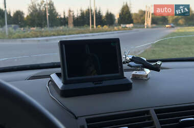 Седан Audi A4 2001 в 