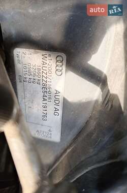 Седан Audi A4 2004 в 