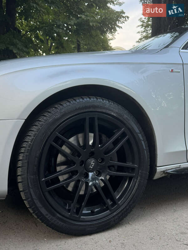 Седан Audi A4 2009 в Полтаве