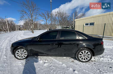 Седан Audi A4 2013 в 