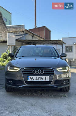 Седан Audi A4 2013 в 
