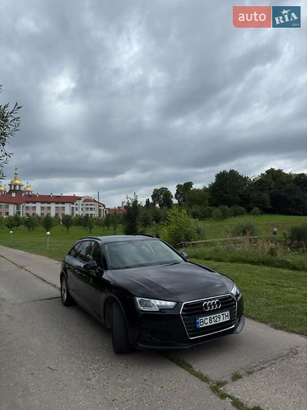 Универсал Audi A4 2018 в Львове
