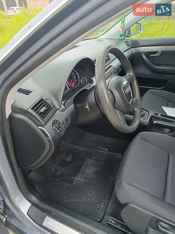 Универсал Audi A4 2006 в Хмельницком