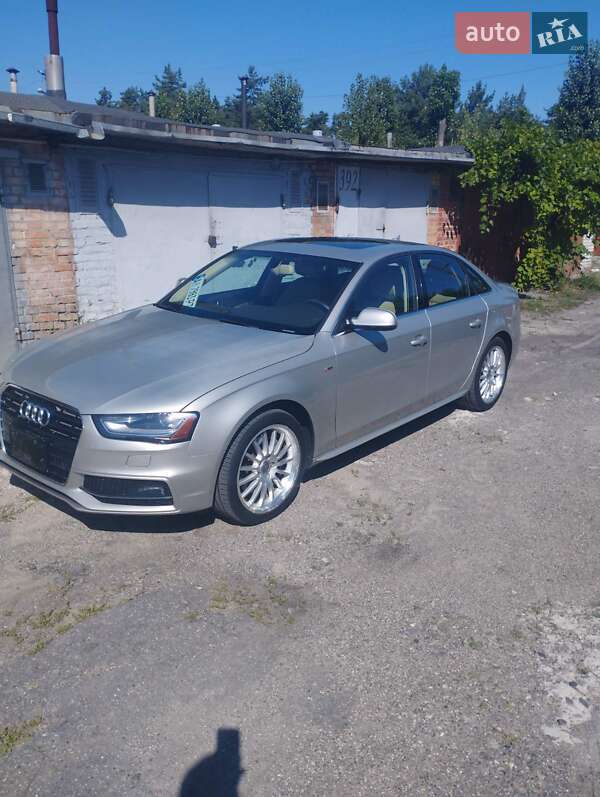 Седан Audi A4 2013 в Киеве
