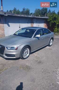 Седан Audi A4 2013 в 