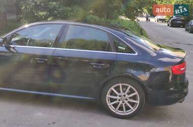 Седан Audi A4 2013 в 
