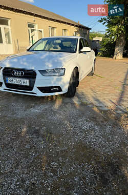 Седан Audi A4 2014 в Ширяево