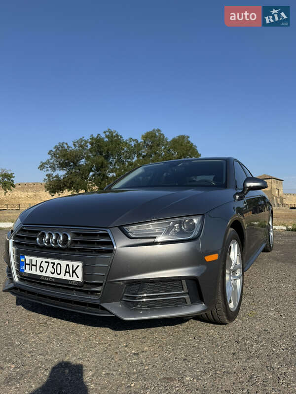 Седан Audi A4 2017 в Одессе