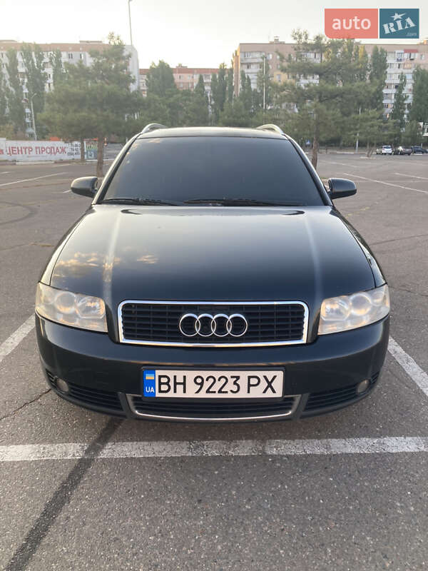 Универсал Audi A4 2003 в 