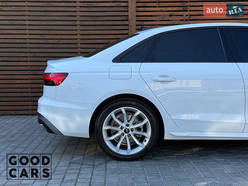 Седан Audi A4 2021 в Одессе