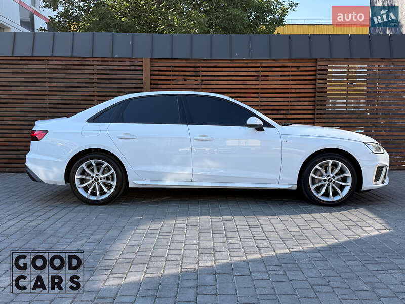 Седан Audi A4 2021 в Одессе