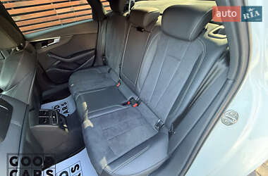 Седан Audi A4 2021 в 