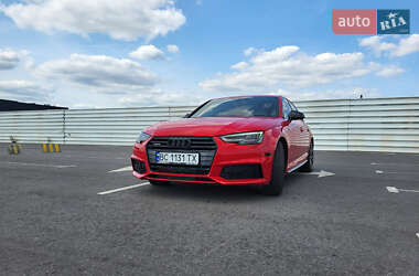 Седан Audi A4 2017 в 